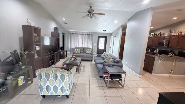 5356 NW 93rd Ter, Sunrise, FL 33351