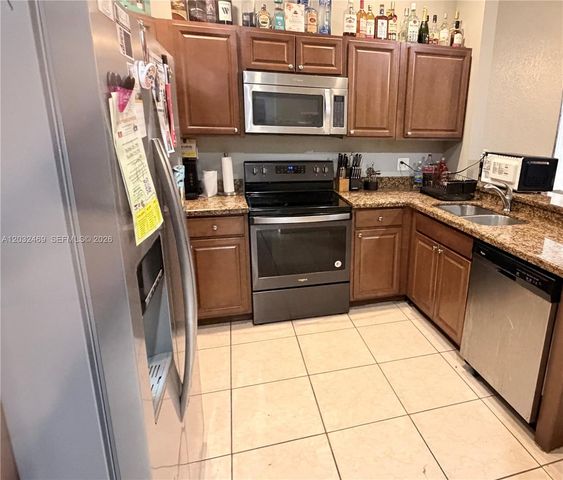 5356 NW 93rd Ter, Sunrise, FL 33351