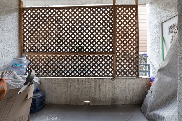 720 W 4th 110, Long Beach, CA 90802