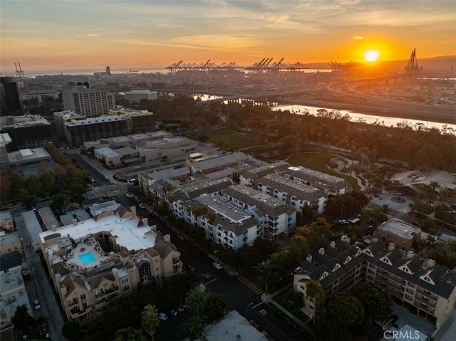 720 W 4th 110, Long Beach, CA 90802