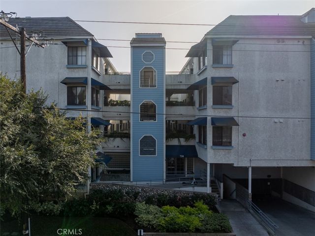 720 W 4th 110, Long Beach, CA 90802