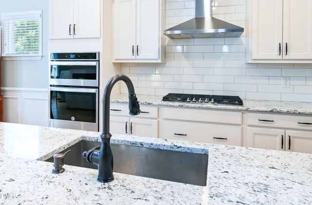 3333 Turner Ridge Drive, New Hill, NC 27562