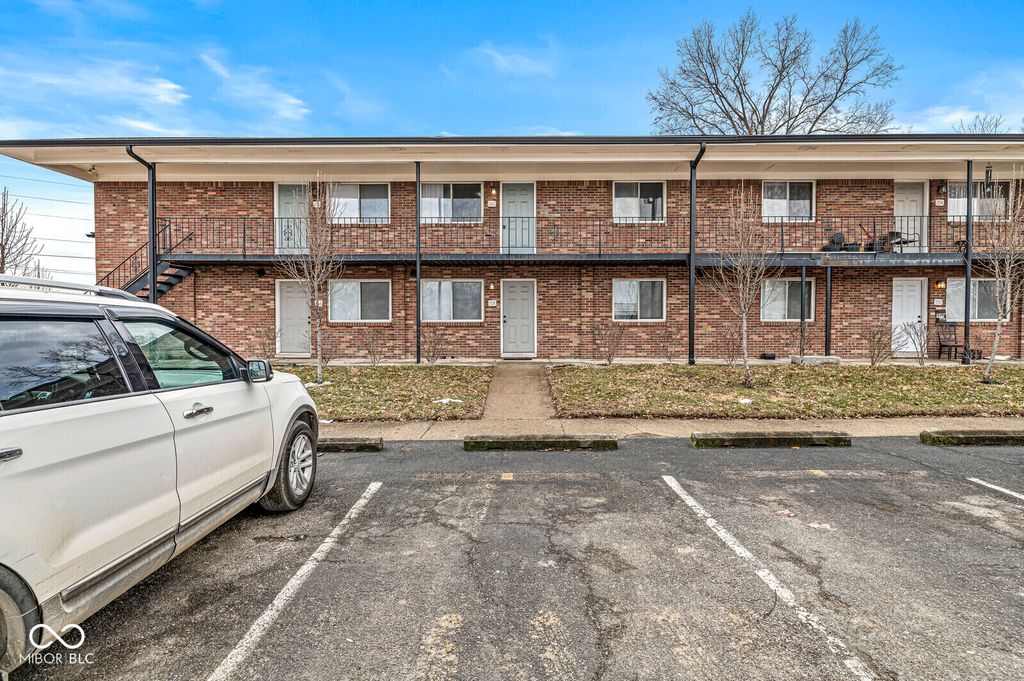 10301 Medallion Drive 262, Indianapolis, IN 46231