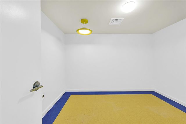 301 N Neil Street 808-809, Champaign, IL 61820