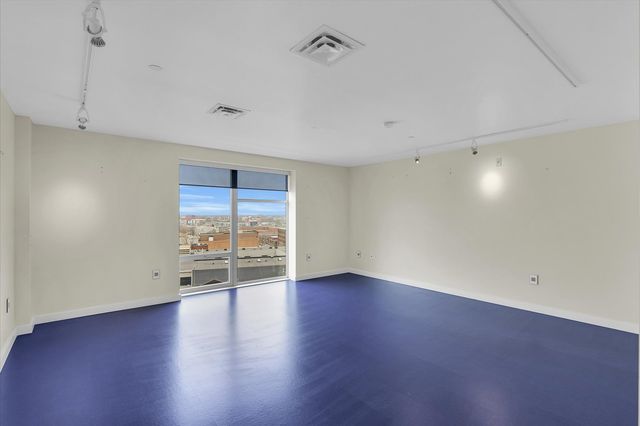 301 N Neil Street 808-809, Champaign, IL 61820