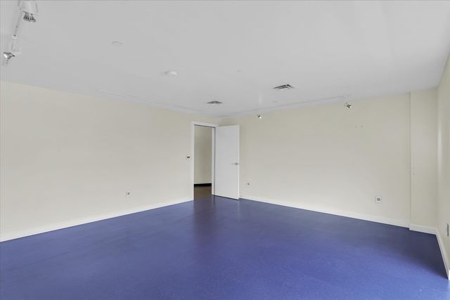 301 N Neil Street 808-809, Champaign, IL 61820