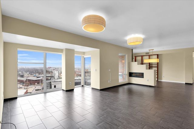 301 N Neil Street 808-809, Champaign, IL 61820