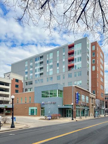 301 N Neil Street 808-809, Champaign, IL 61820