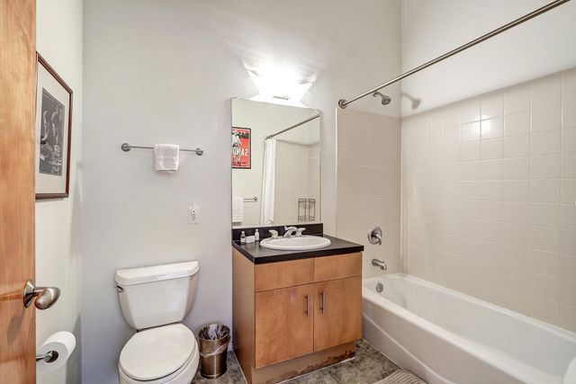400 Copper Avenue NE APT 101, Albuquerque, NM 87102