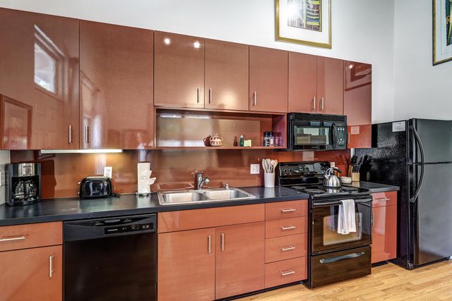 400 Copper Avenue NE APT 101, Albuquerque, NM 87102