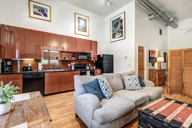 400 Copper Avenue NE APT 101, Albuquerque, NM 87102