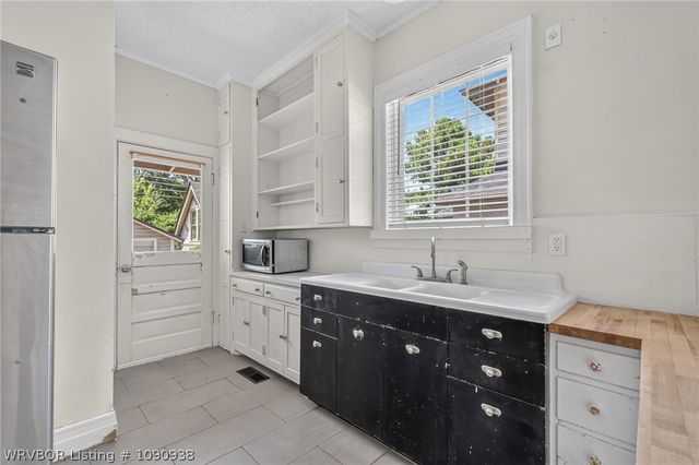 1104 S 26th Street, Fort Smith, AR 72901