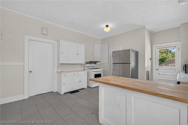 1104 S 26th Street, Fort Smith, AR 72901