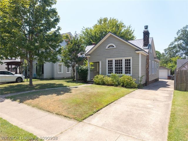 1104 S 26th Street, Fort Smith, AR 72901