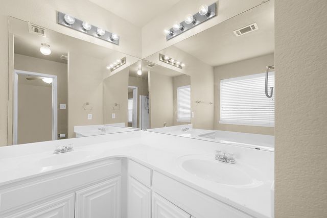 8721 Lariat Circle, Fort Worth, TX 76244