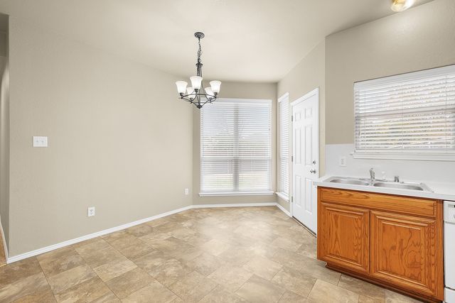 8721 Lariat Circle, Fort Worth, TX 76244