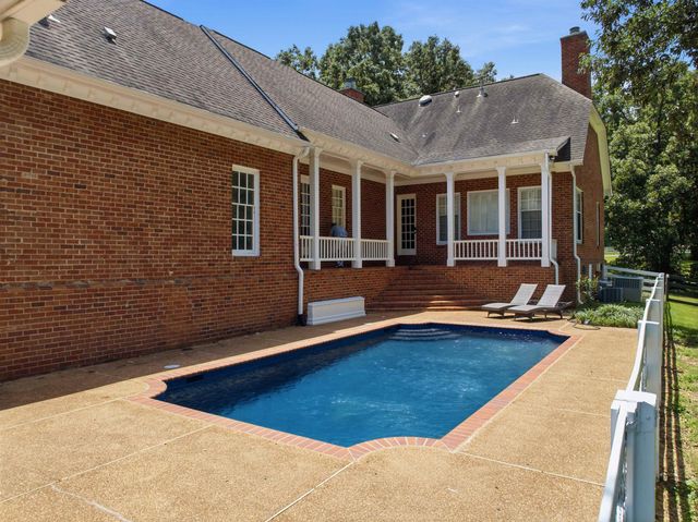 10530 CENTURY GROVE CV, Eads, TN 38028
