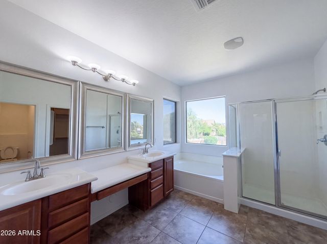 3684 S DANIELSON Way, Chandler, AZ 85286