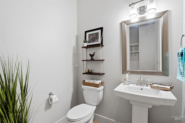 7030 Southern Vista Ct, Star, ID 83669