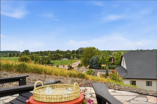 7030 Southern Vista Ct, Star, ID 83669