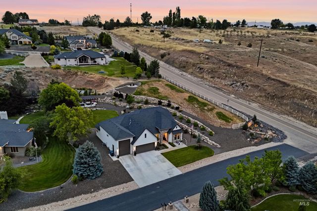 7030 Southern Vista Ct, Star, ID 83669