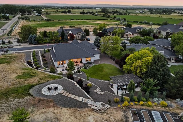 7030 Southern Vista Ct, Star, ID 83669