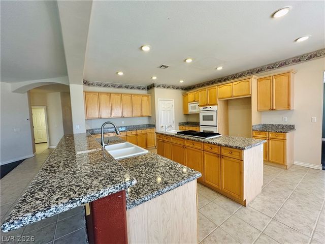122 Cascade Lake Street, Las Vegas, NV 89148