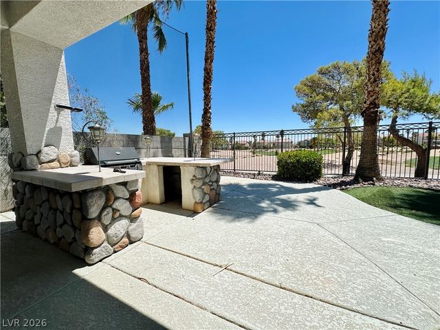 122 Cascade Lake Street, Las Vegas, NV 89148
