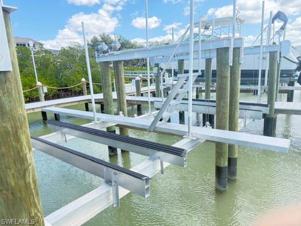 268B Wiggins Bay DR, NAPLES, FL 34110 — photo 2
