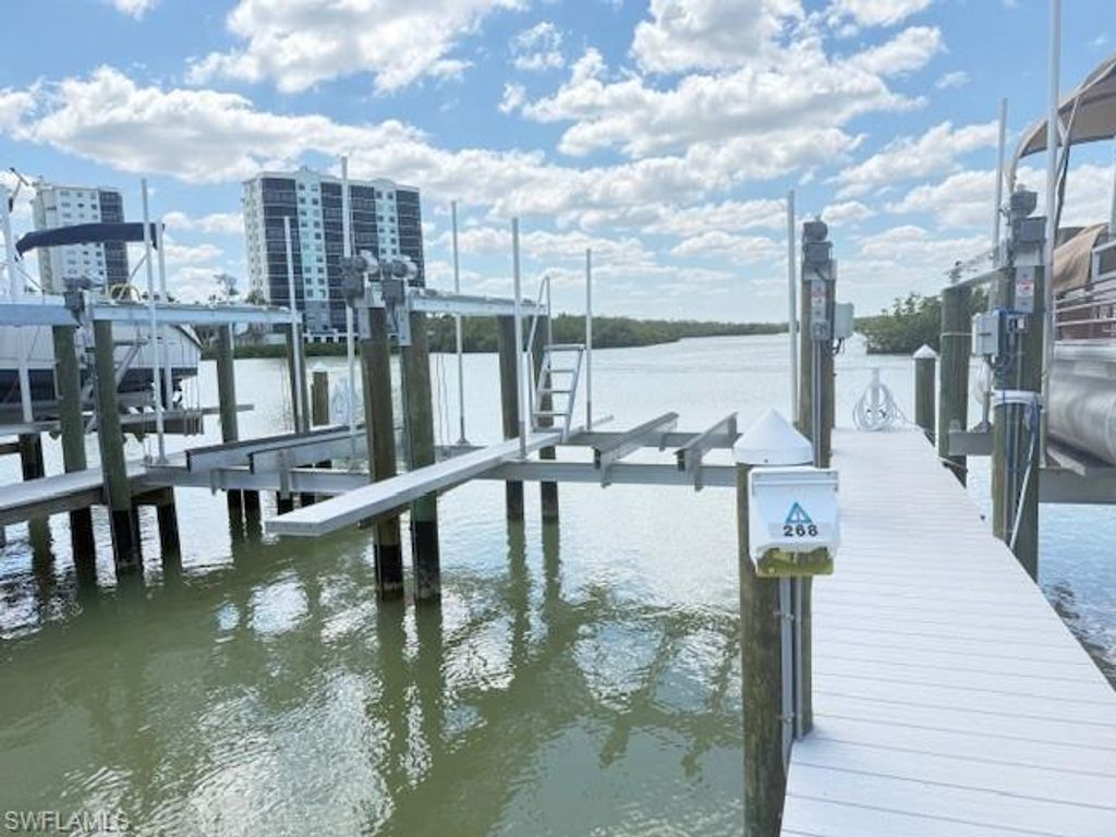 268B Wiggins Bay DR, NAPLES, FL 34110 — photo 3