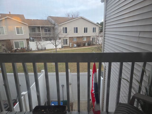 5 E Fernwood Drive, Bolingbrook, IL 60440