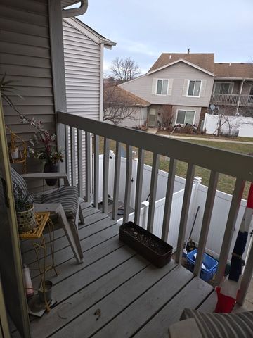 5 E Fernwood Drive, Bolingbrook, IL 60440