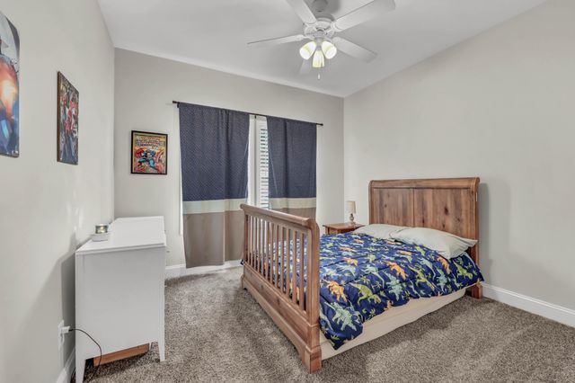 323 Crusaw Dr, Clarksville, TN 37043