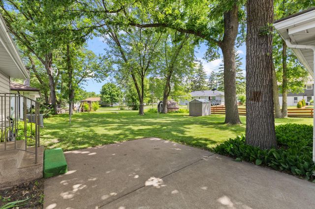 5956 Ensign Avenue N, New Hope, MN 55428