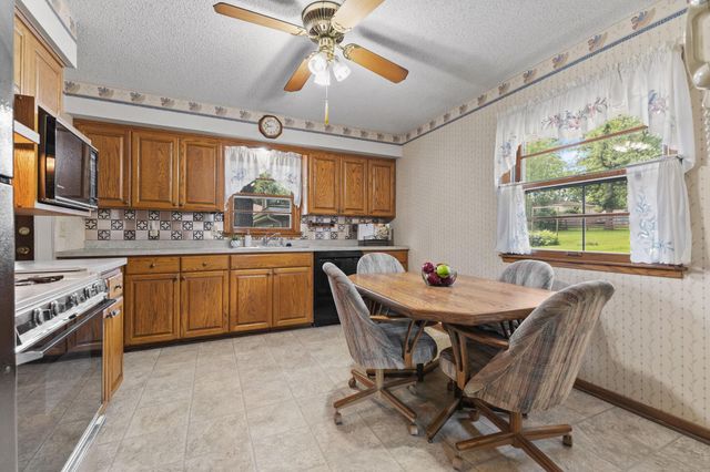 5956 Ensign Avenue N, New Hope, MN 55428