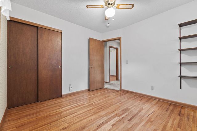 5956 Ensign Avenue N, New Hope, MN 55428