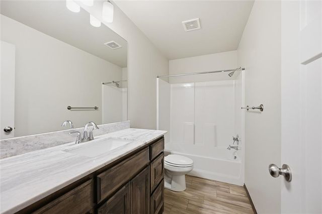 12937 NW 4th Terrace, Yukon, OK 73099