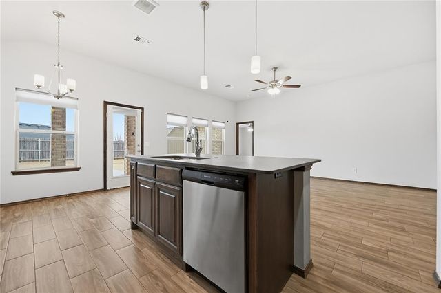 12937 NW 4th Terrace, Yukon, OK 73099