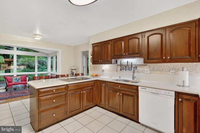 13600 VALLEY DR, Rockville, MD 20850