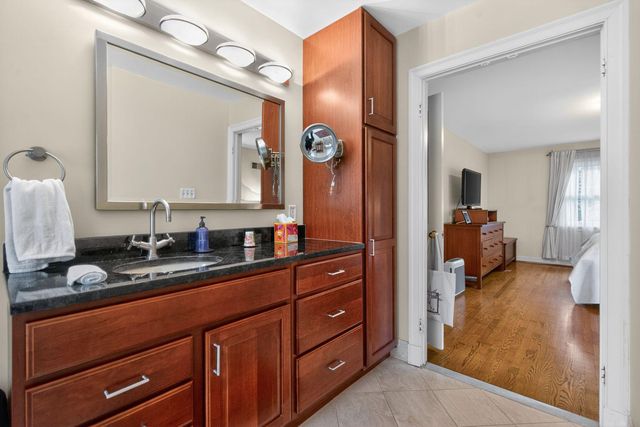 13600 VALLEY DR, Rockville, MD 20850