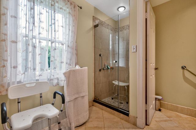 13600 VALLEY DR, Rockville, MD 20850