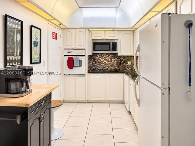 3901 S Ocean Dr 5A, Hollywood, FL 33019