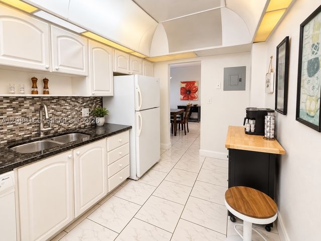 3901 S Ocean Dr 5A, Hollywood, FL 33019