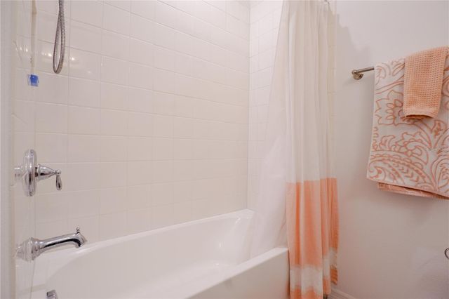 6332 LAURELCREST GLEN, Palmetto, FL 34221