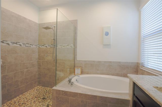 6332 LAURELCREST GLEN, Palmetto, FL 34221