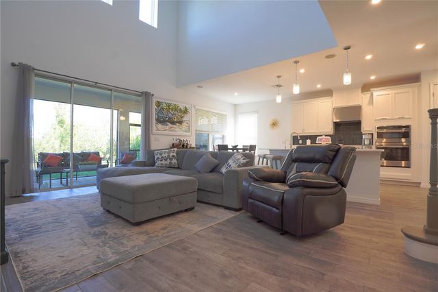 6332 LAURELCREST GLEN, Palmetto, FL 34221