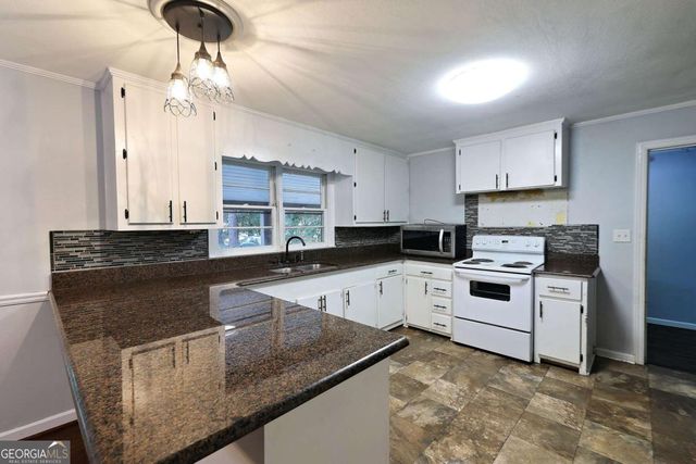 1309 Remington Avenue, Thomasville, GA 31792