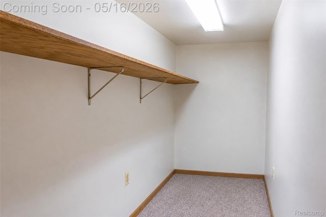 29498 Sylvan Lane, Farmington Hills, MI 48334