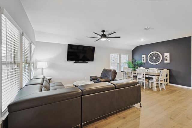 121 Condor Pass, Caddo Mills, TX 75135