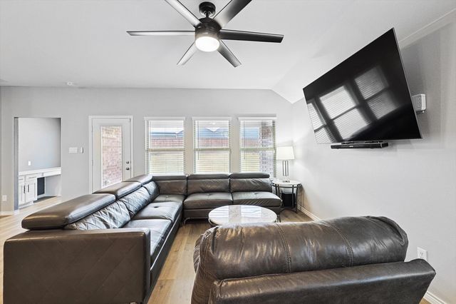 121 Condor Pass, Caddo Mills, TX 75135